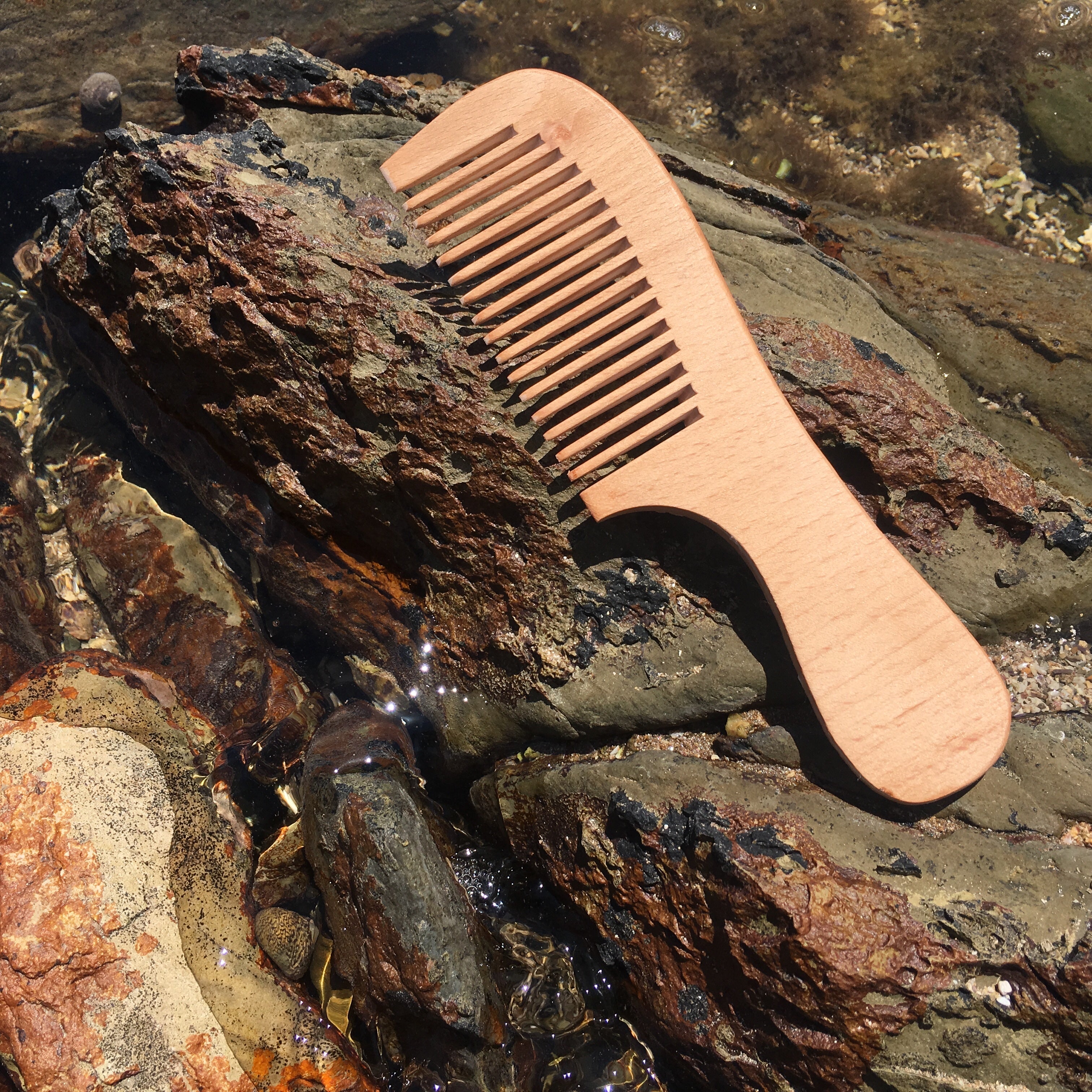 Peignes en bois dents larges
